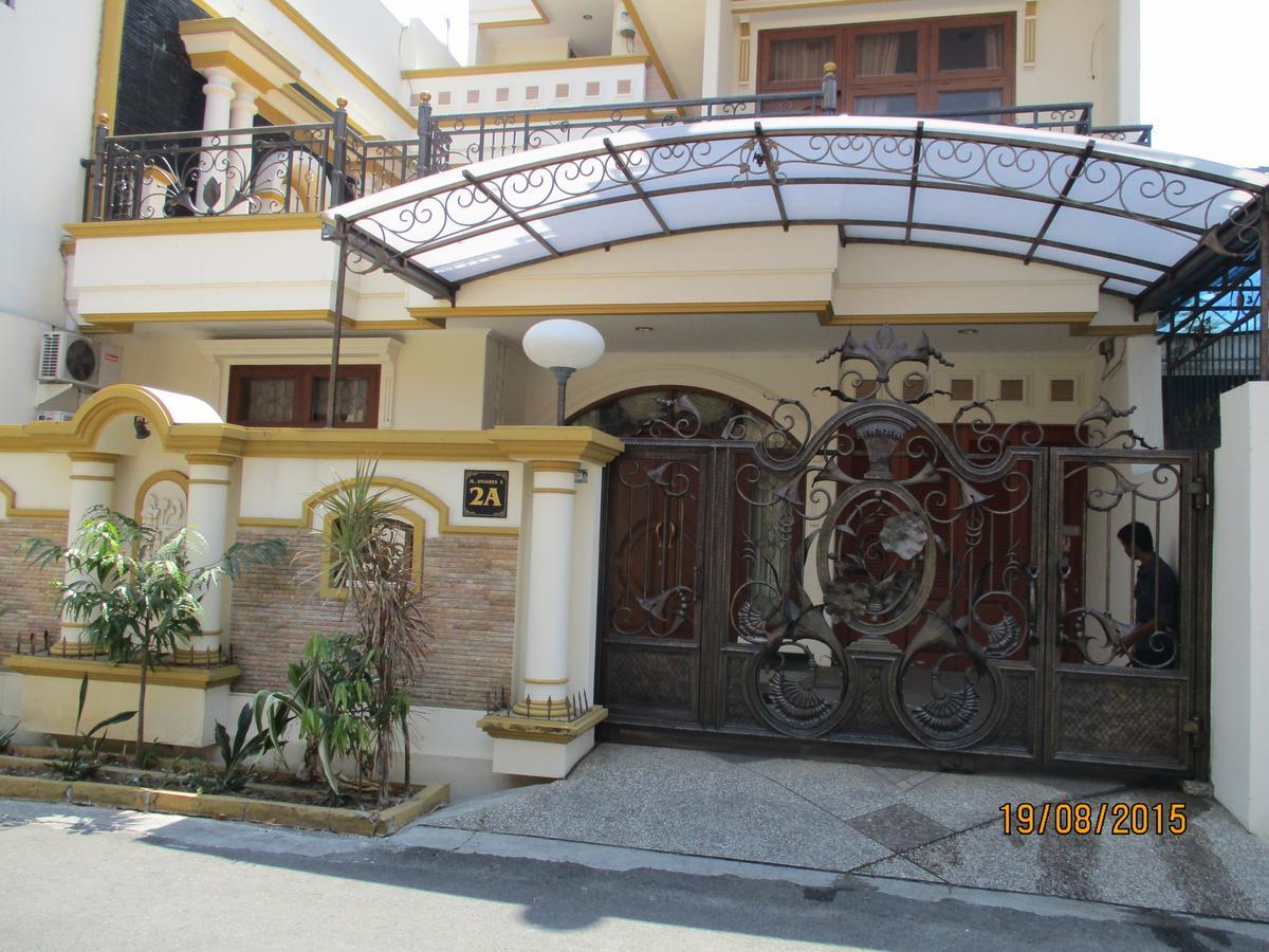 Hostel The Backpacker Semarang Exterior foto